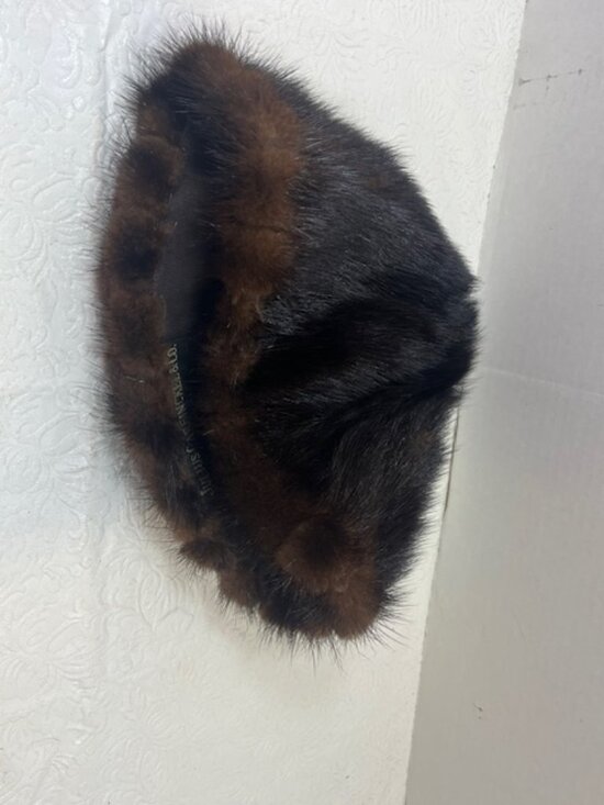 VTG 40\'s/50\'s Classy Elegant Brown Fur Hat Cap Julius Garfinckel & Co